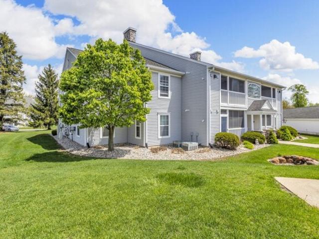 Condo for sale in Jackson