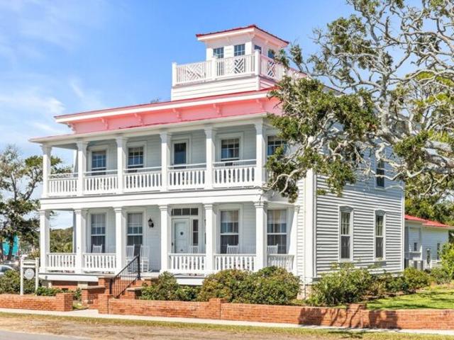 House for sale in Southport, North Carolina