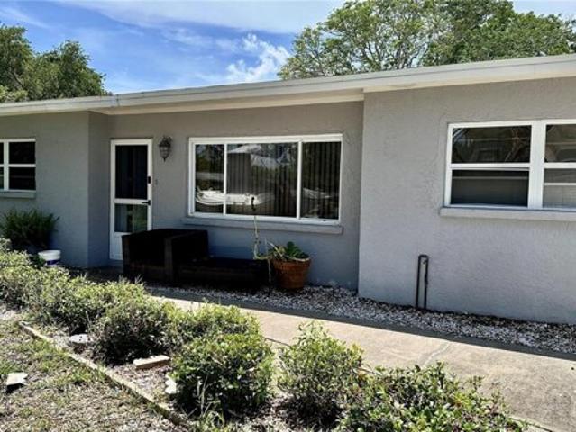 House for sale in Tarpon Springs