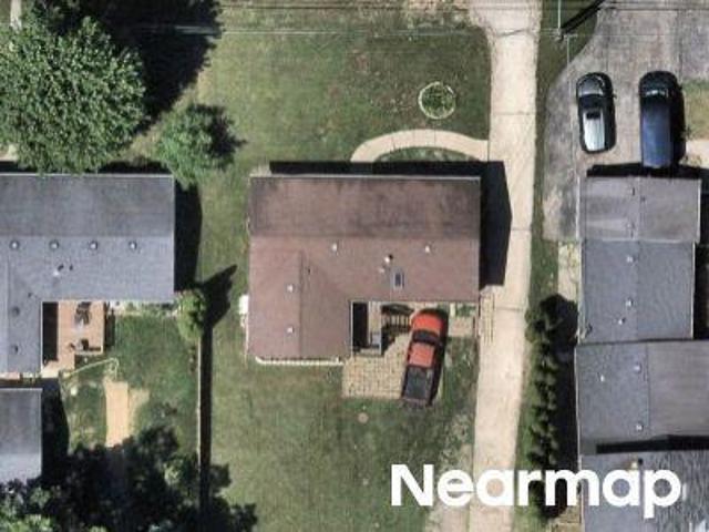 House for sale in Fox Lake, Illinois