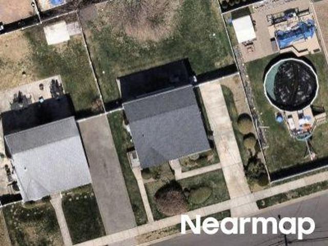 House for sale in Babylon, New York