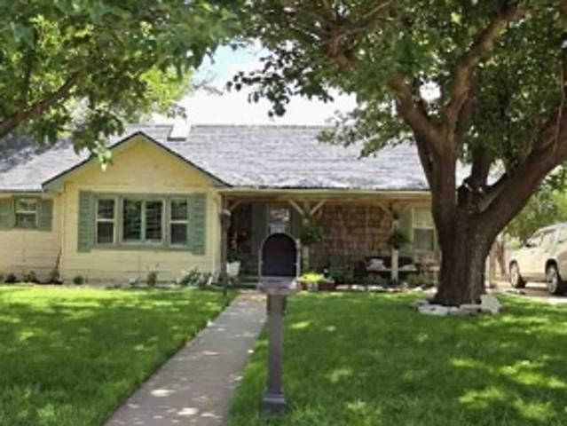 Property for sale in Dimmitt, Castro County