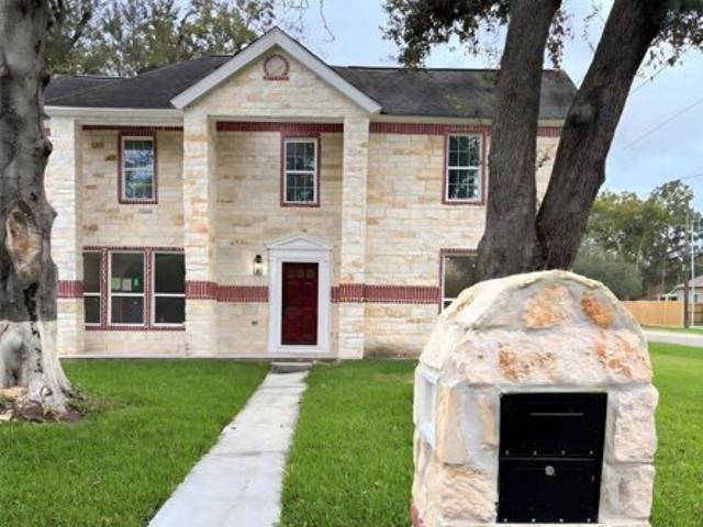 House for sale in Alvin, Texas