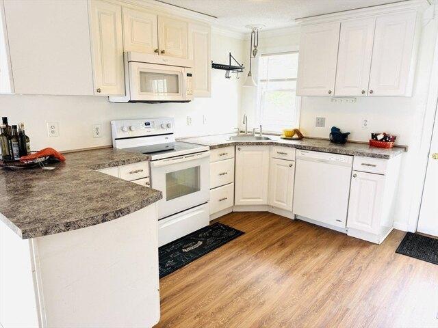 Condo for sale in Lowell