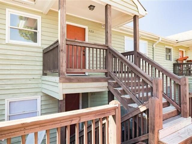 Condo for sale in Athens