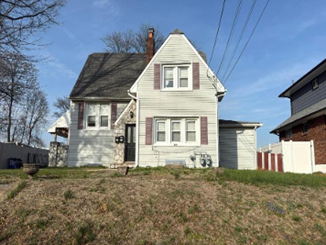House for sale in Passaic, New Jersey