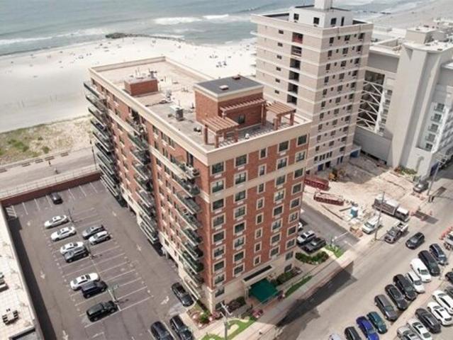 Condo for sale in Long Beach