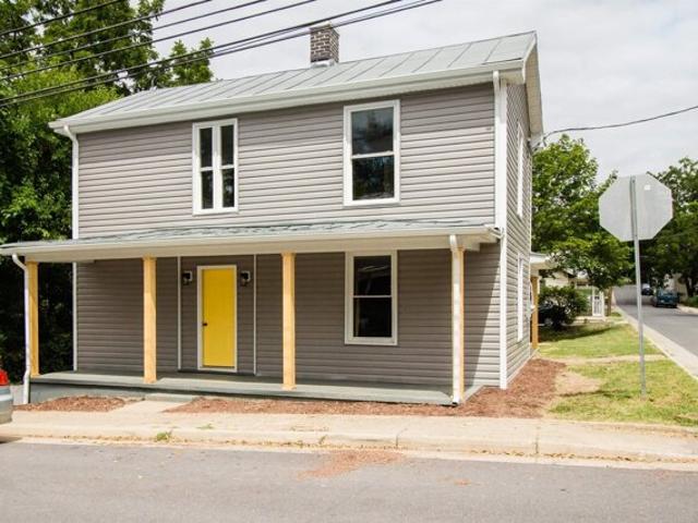 House for sale in Harrisonburg, Virginia