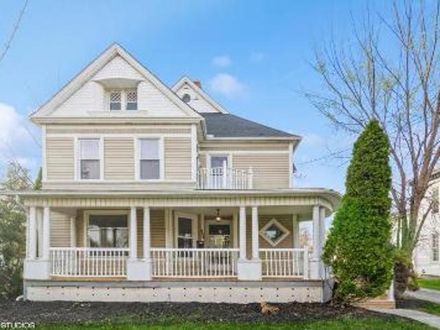House for sale in Clyde