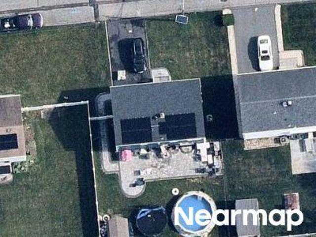 House for sale in Avenel, New Jersey