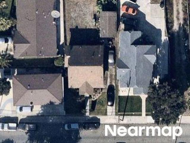 House for sale in Compton