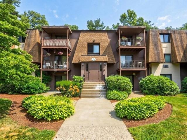 Condo for sale in Franklin, Massachusetts