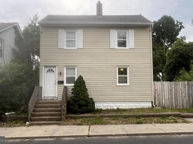 House for sale in Woodbury, New Jersey