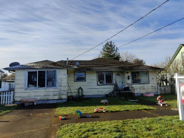 House for sale in Centralia, Washington