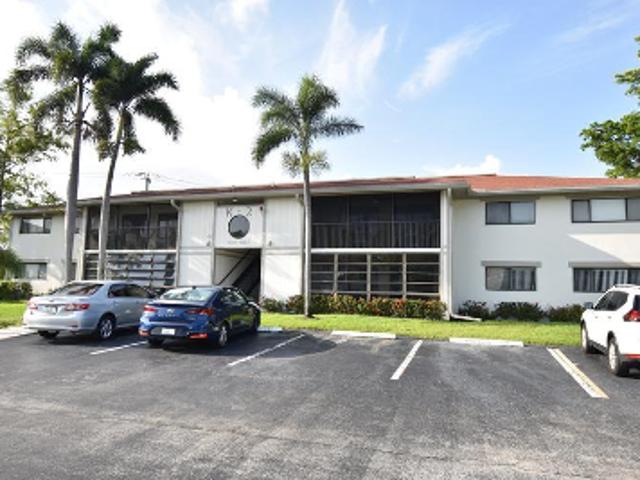Condo for sale in Tamarac, Florida