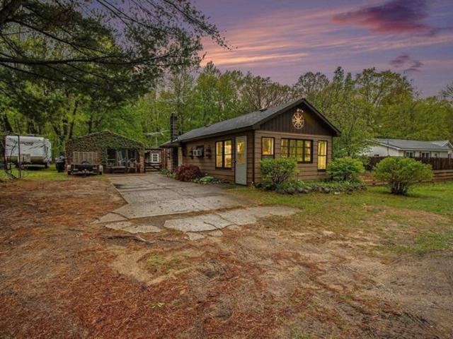 House for sale in Harrison