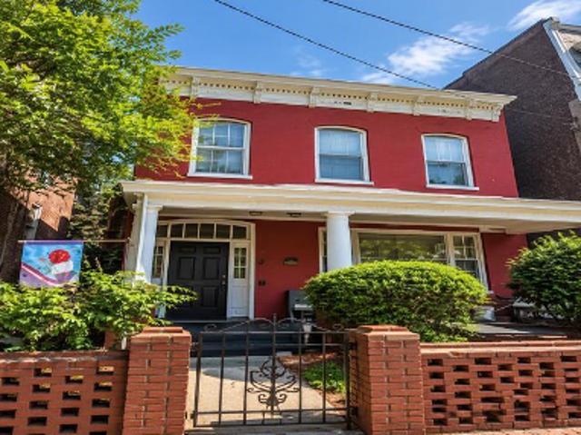 Townhouse for sale in Jackson Ward, Richmond
