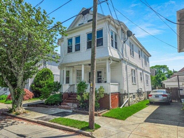 House for sale in Bristol, Massachusetts