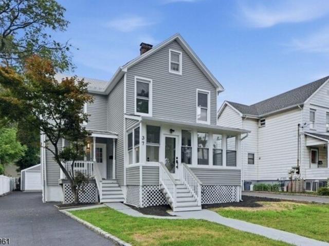 House for sale in Roselle Park, New Jersey