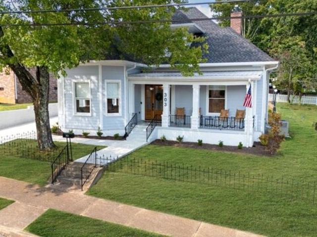 House for sale in Dickson, Tennessee