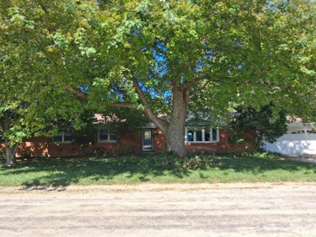 House for sale in Lexington, McLean County
