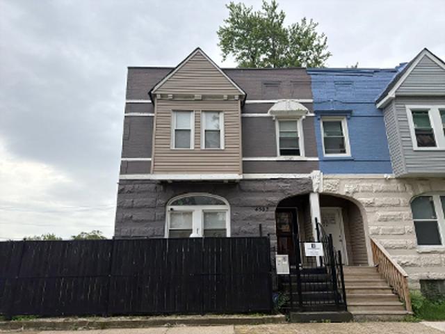 House for sale in Chicago Park, Illinois