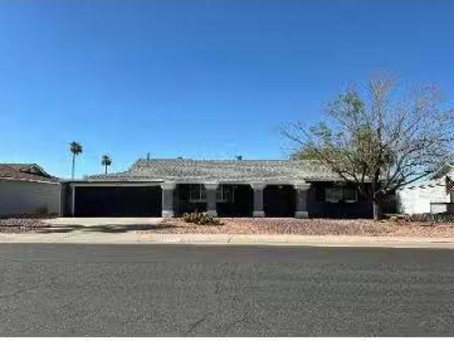 House for sale in Avondale