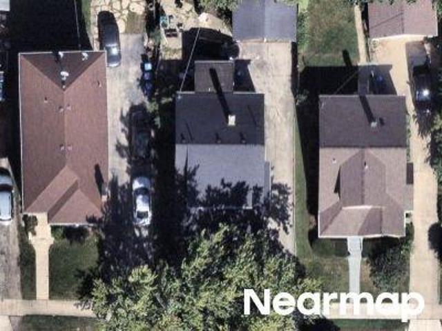 House for sale in Waukegan, Lake County