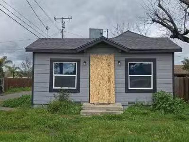 House for sale in Visalia