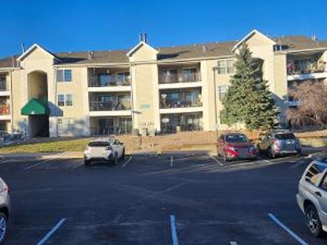 Condo for sale in Littleton, Colorado
