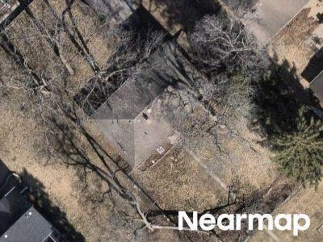 House for sale in Mchenry, Illinois