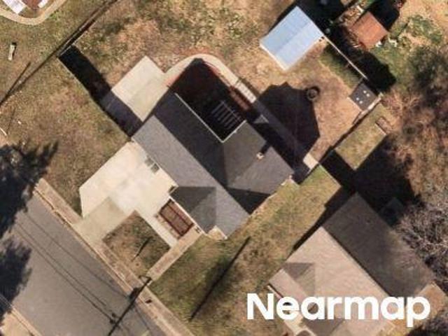 House for sale in Hampton