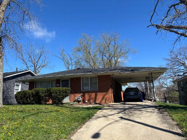 House for sale in Decatur, Illinois