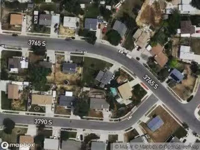 House for sale in Magna