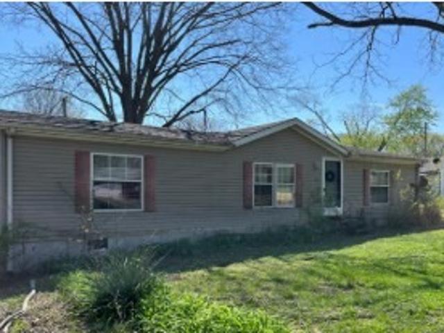 House for sale in Clinton, Illinois