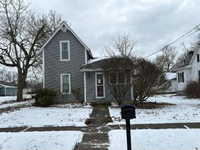 House for sale in Elmwood, Illinois