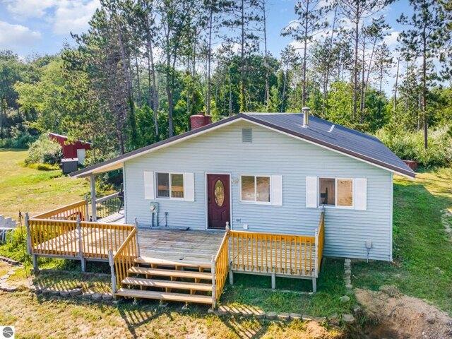 House for sale in Blanchard