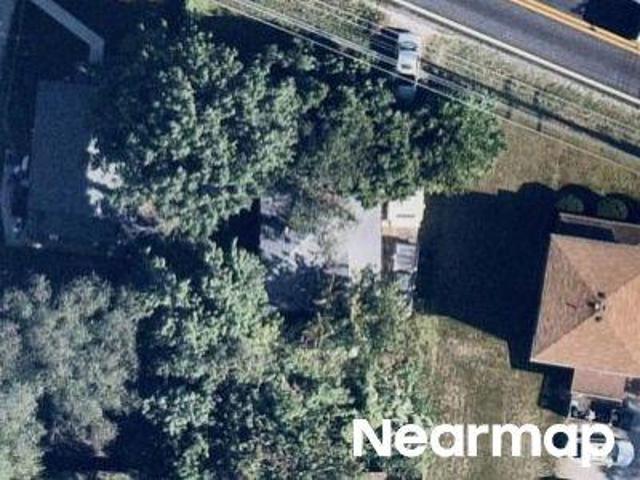 House for sale in Alton, Illinois