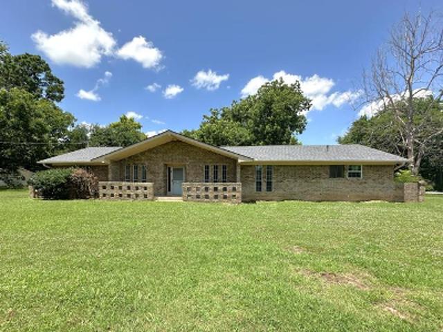 House for sale in Detroit, Texas