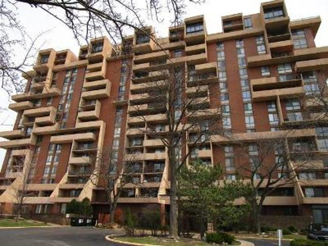 Condo for sale in Wood Dale Condo for sale in Wood Dale
