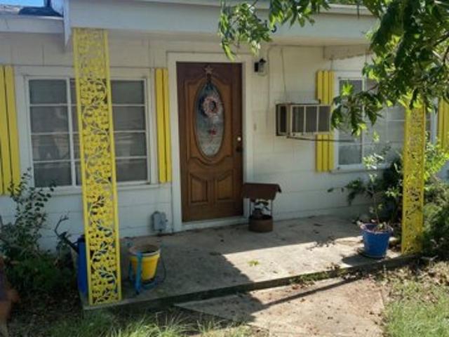House for sale in Sabinal, Texas