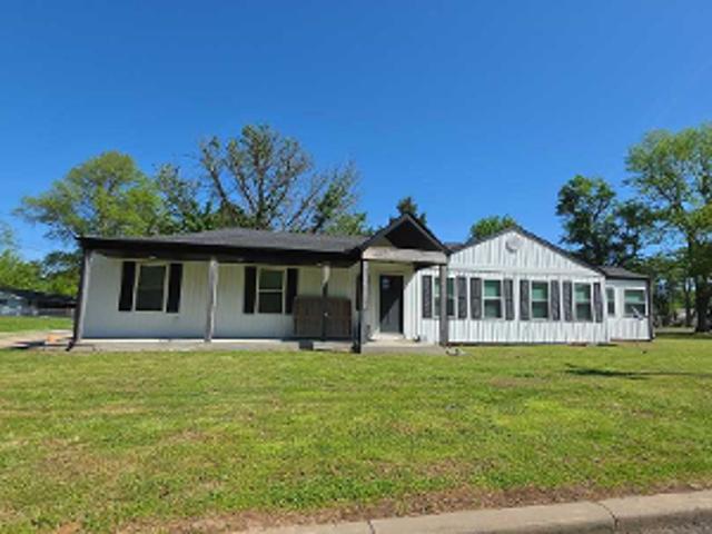 House for sale in Barry, Missouri