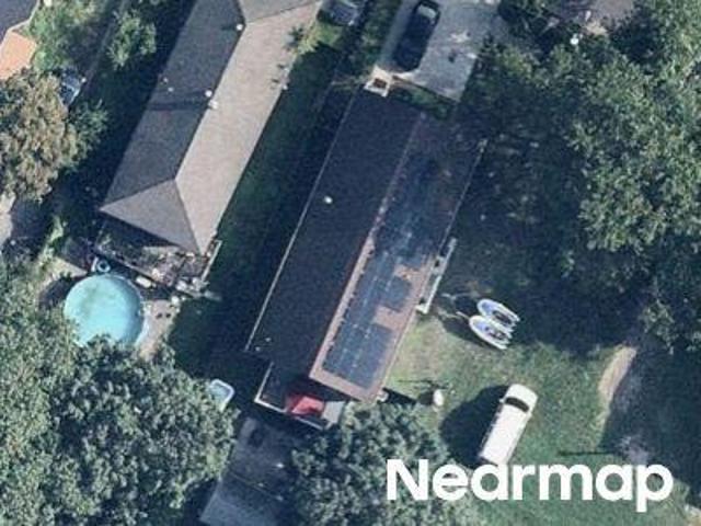 House for sale in Pleasantville