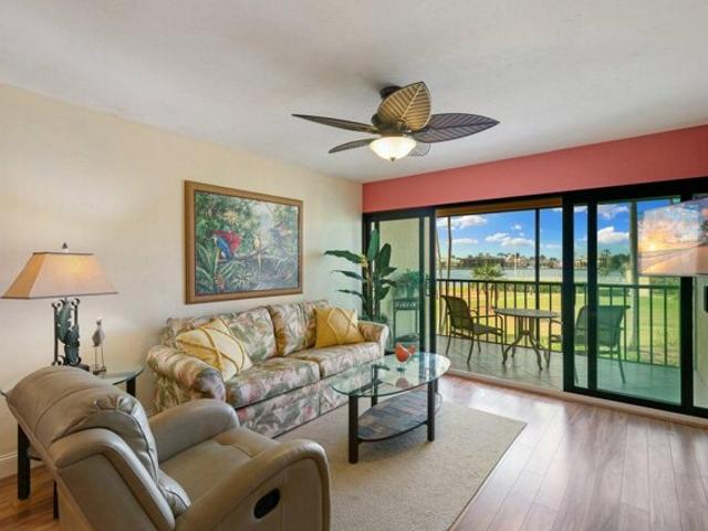 Condo for sale in Marco Island