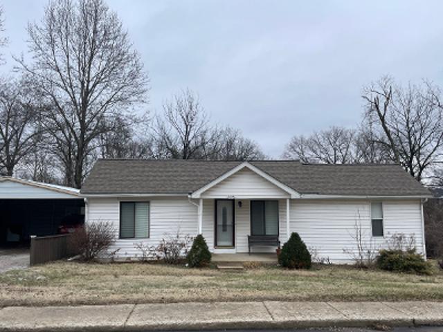 House for sale in Winfield, Missouri
