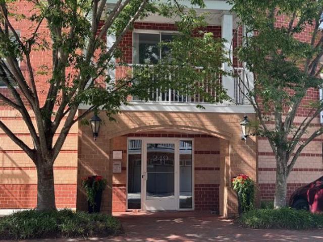 Condo for sale in Virginia