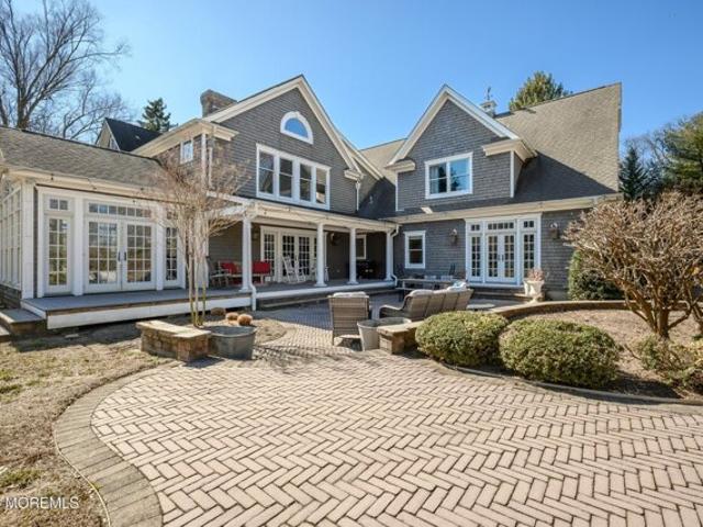 House for sale in Lincroft
