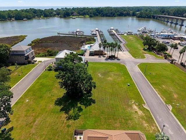Land for sale in Mobile, Alabama