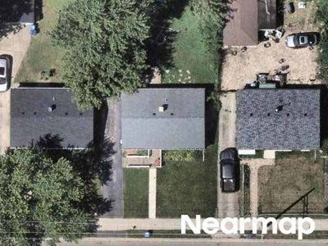 House for sale in Waukegan, Illinois
