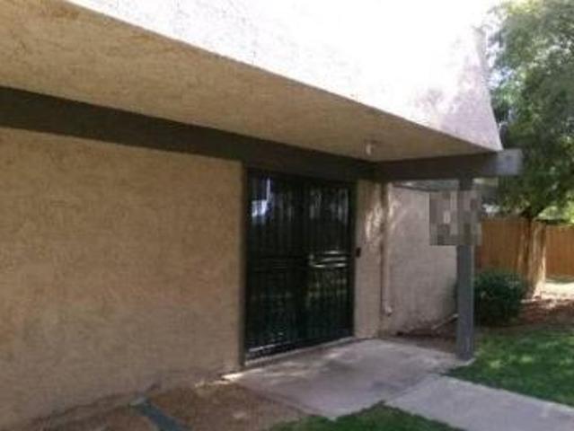 House for sale in Glendale